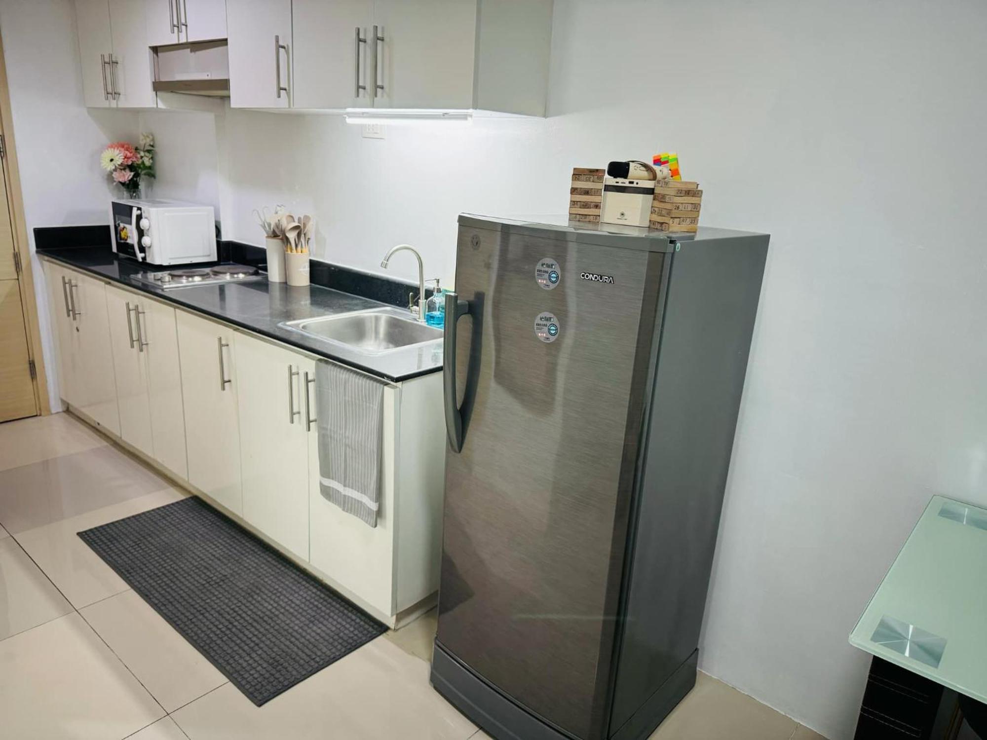 Moa Pasay Sea Residences Condotel Esterno foto