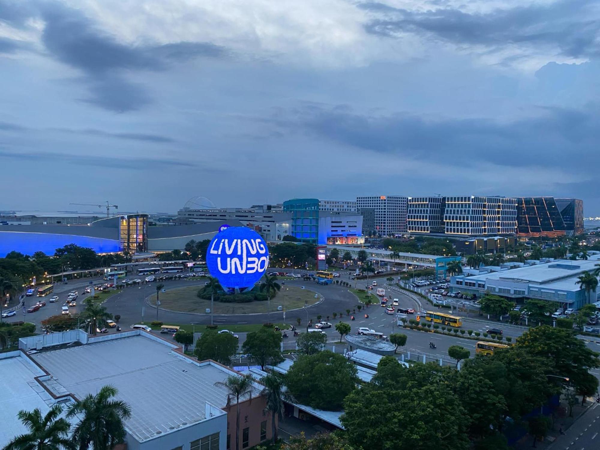 Moa Pasay Sea Residences Condotel Esterno foto