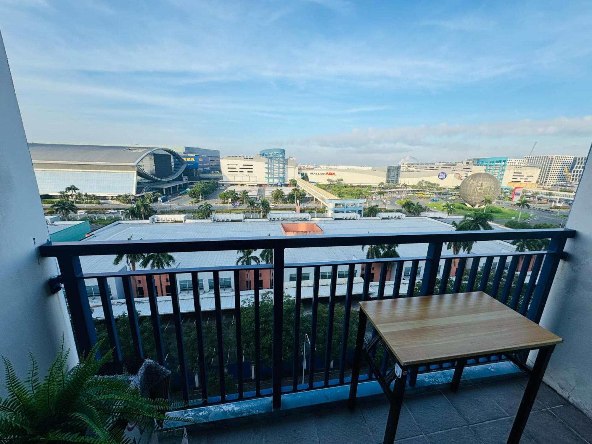 Moa Pasay Sea Residences Condotel Esterno foto