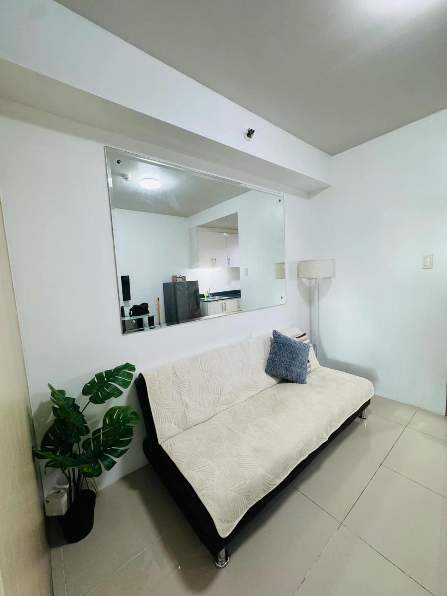 Moa Pasay Sea Residences Condotel Esterno foto